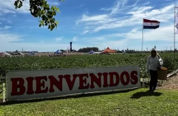 Dra. Dólia Garcete, gerente de Aprosemp, participa del DDC Soja iniciando la participación del DDC en SEM-AGRO, J. E. Estigarribia, Paraguay, enero 2026